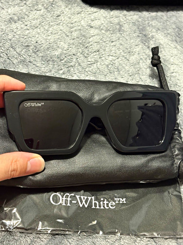 Off white designer logo - off-white,